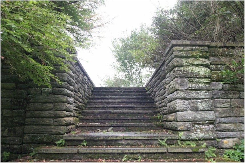 Marworth porch steps